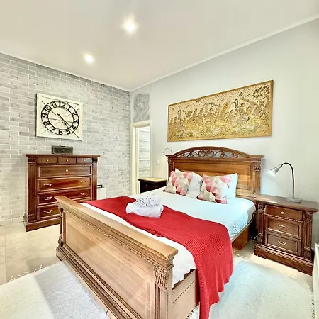 Apartament Downtown By Homing *